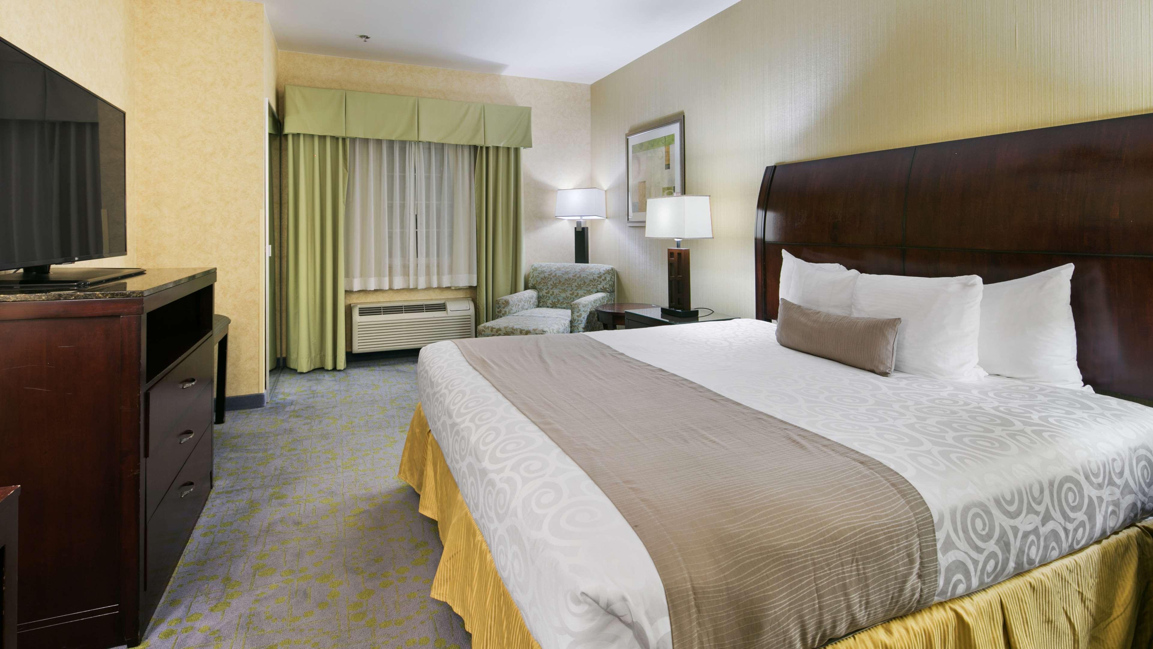 Best Western Plus Wasco Inn & Suites Eksteriør billede