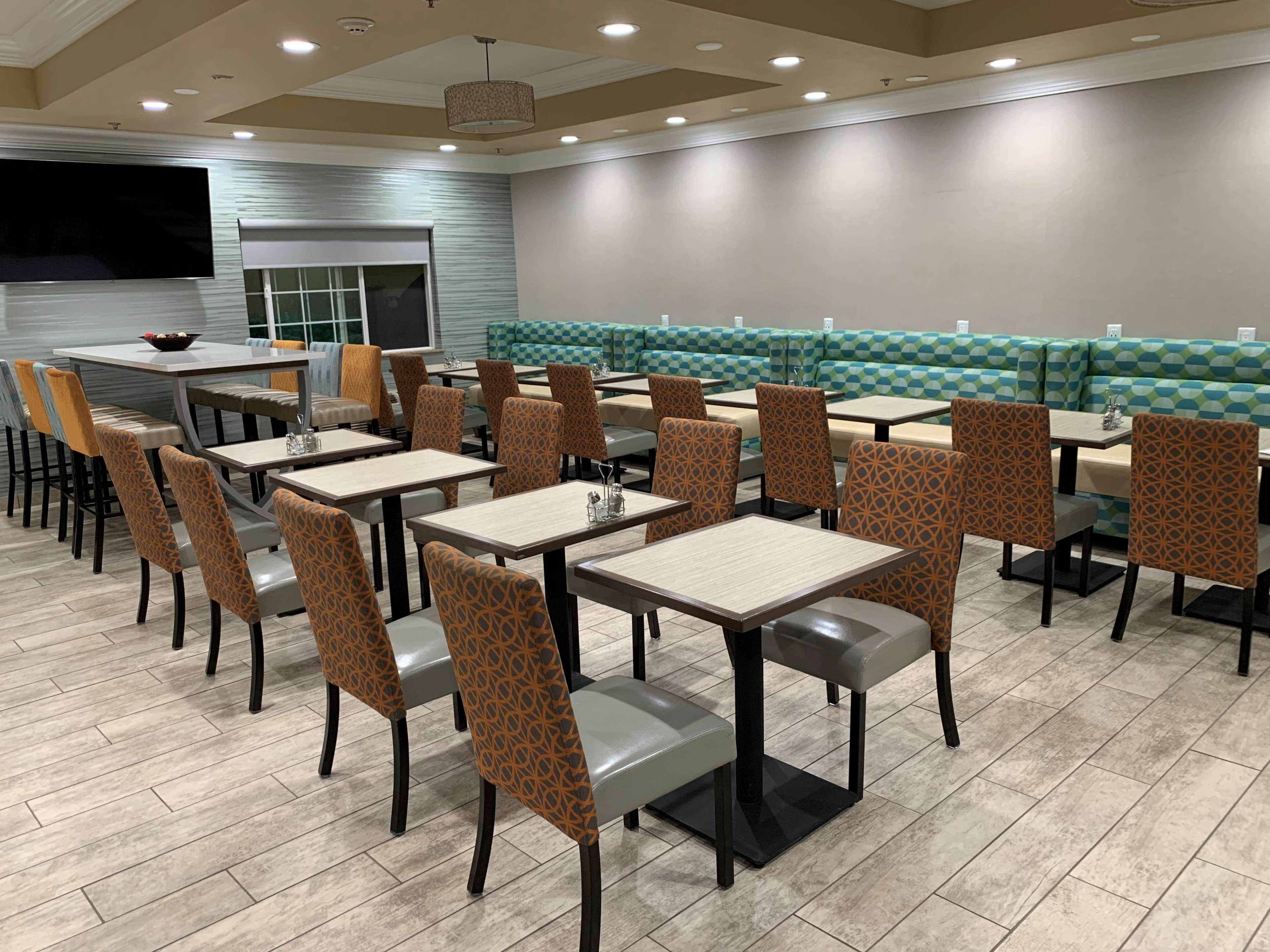Best Western Plus Wasco Inn & Suites Eksteriør billede