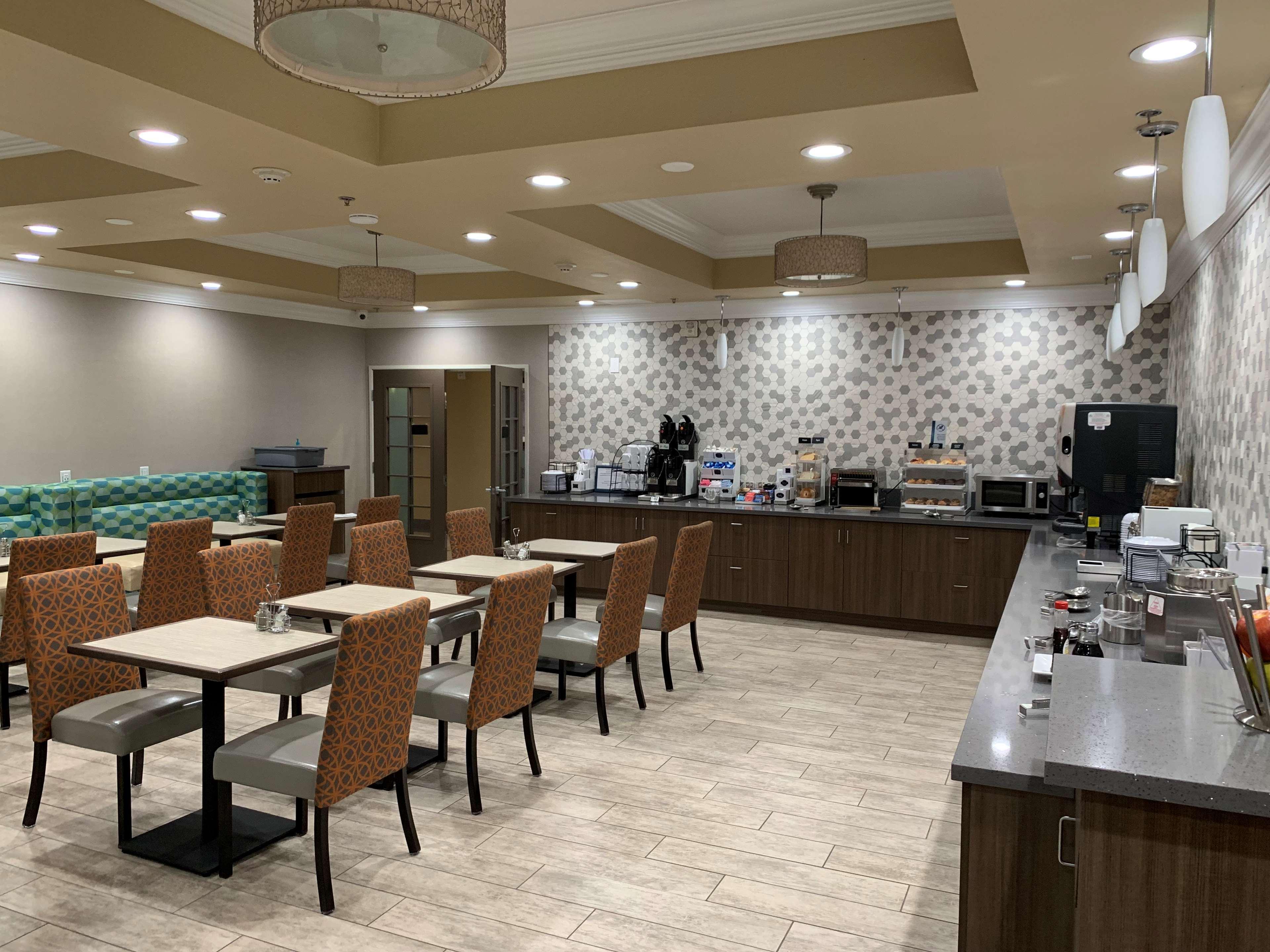 Best Western Plus Wasco Inn & Suites Eksteriør billede