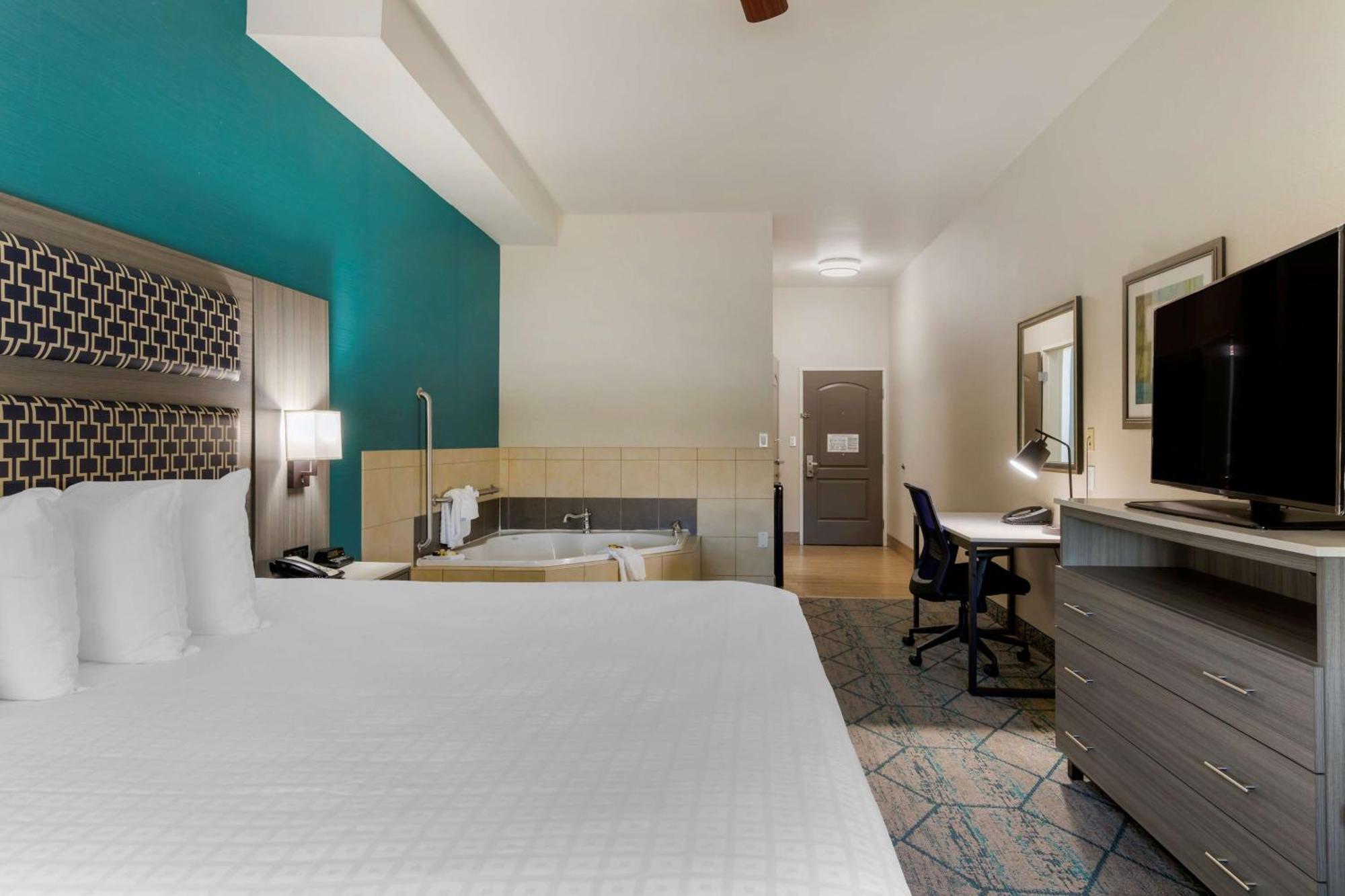 Best Western Plus Wasco Inn & Suites Eksteriør billede