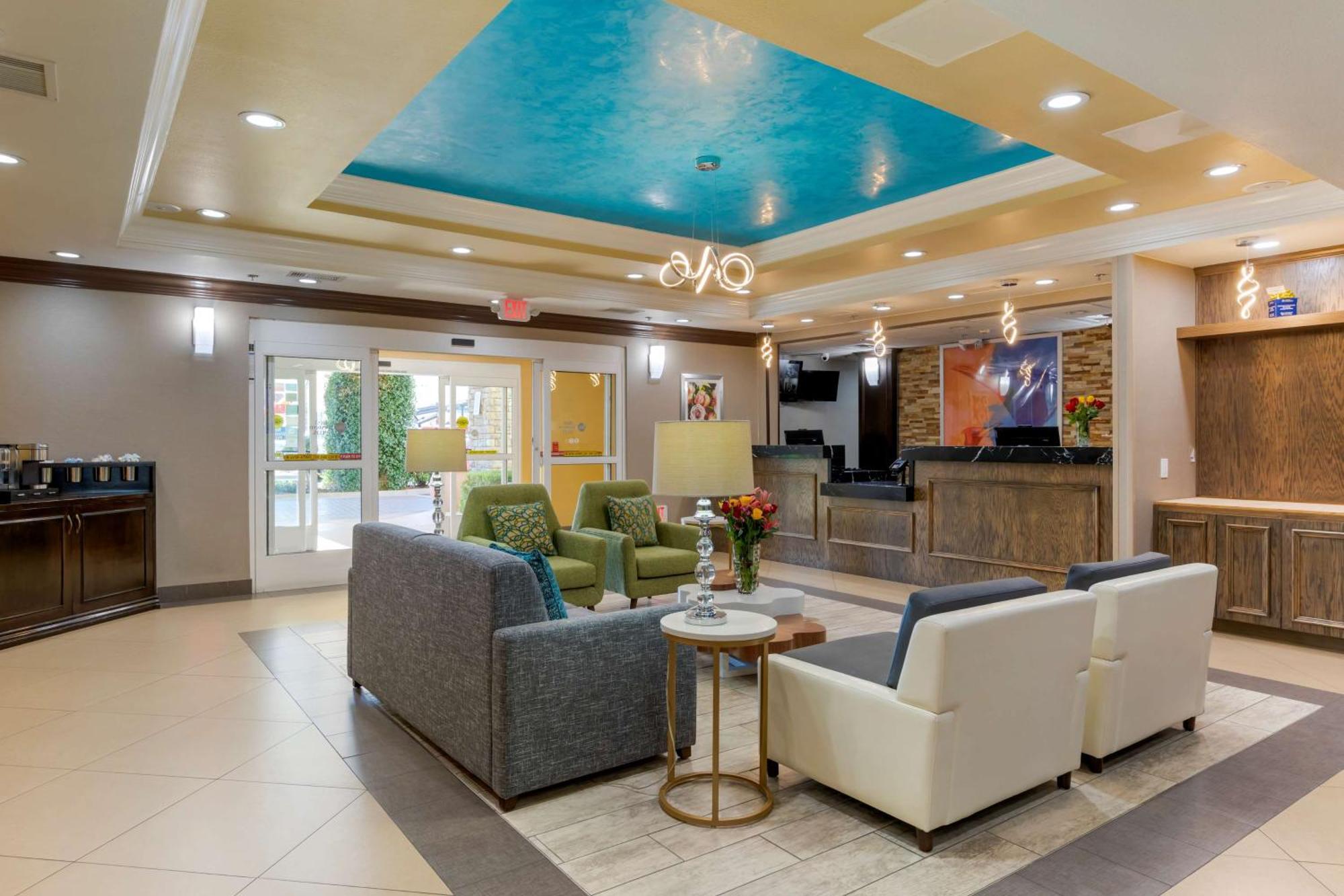 Best Western Plus Wasco Inn & Suites Eksteriør billede